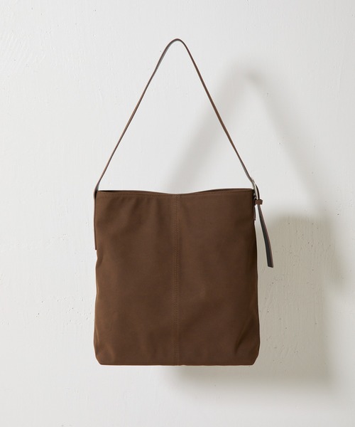 COLONY 2139（コロニートゥーワンスリーナイン）の「スエードライクワンショルダーバッグ（ショルダーバッグ・レディース・ブラウン/ベージュ・FREE）」の16枚目の写真