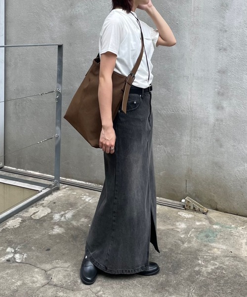 COLONY 2139（コロニートゥーワンスリーナイン）の「スエードライクワンショルダーバッグ（ショルダーバッグ・レディース・ブラウン/ベージュ・FREE）」の3枚目の写真