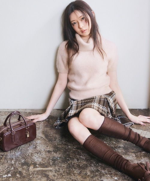 【美品】 フェンディ タートルネック フォックス ファー ニット ブラック 38 美品】 フェンディ タートルネック フォックス ファー ニット