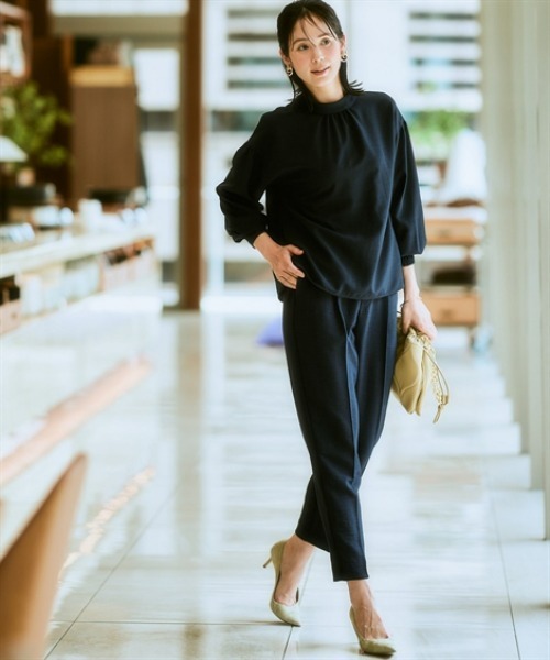 7days Life Styling（セブンデイズライフスタイリング）の「麻調合繊２WAYリボンブラウス（しわになりにくい・接触冷感・ＵＶカット・ウォッシャブル）<大きいサイズ有>（シャツ/ブラウス・レディース・チャコール/ネイビー/モカ・3L/LL/L/M/S）」の11枚目の写真