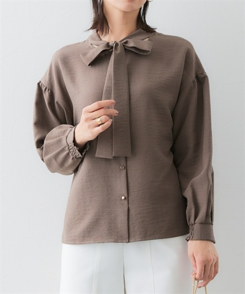 7days Life Styling（セブンデイズライフスタイリング）の「麻調合繊２WAYリボンブラウス（しわになりにくい・接触冷感・ＵＶカット・ウォッシャブル）<大きいサイズ有>（シャツ/ブラウス・レディース・チャコール/ネイビー/モカ・3L/LL/L/M/S）」の12枚目の写真