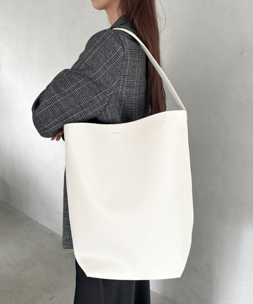 MYMOOD.(マイムード)の「通勤通学にお勧め PUバケツトートバッグ(トートバッグ・レディース・グレイッシュベージュ/アイボリー/ブラック・FREE)」の7枚目の写真