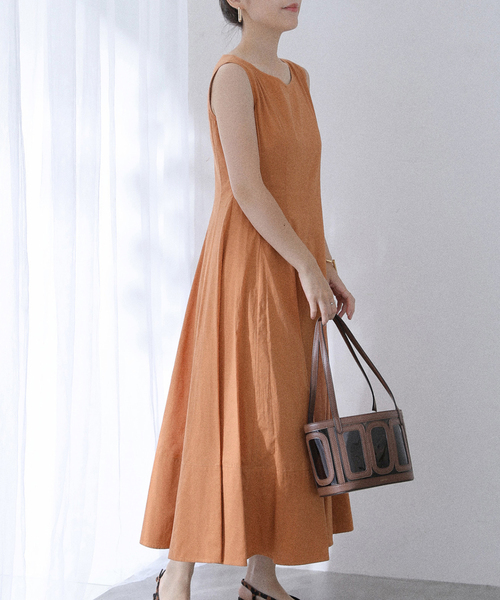 La TOTALITE（ラトータリテ）の「【洗える】パネル切り替えワンピース（ワンピース・レディース・ネイビー/オレンジ/ブラック・36/38）」の3枚目の写真