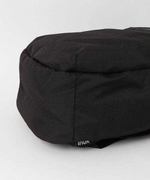 INUK（イヌーク）の「【INUK】TOWNY PACK（バックパック/リュック・メンズ・ブラック・ONE SIZE）」の3枚目の写真