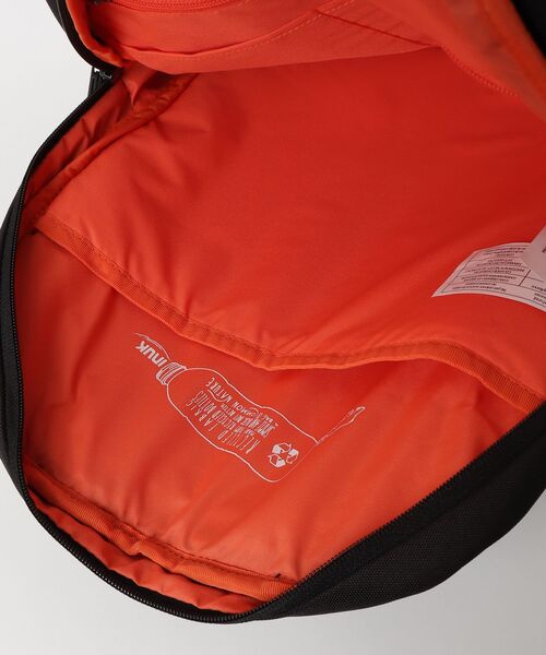 INUK（イヌーク）の「【INUK】TOWNY PACK（バックパック/リュック・メンズ・ブラック・ONE SIZE）」の4枚目の写真
