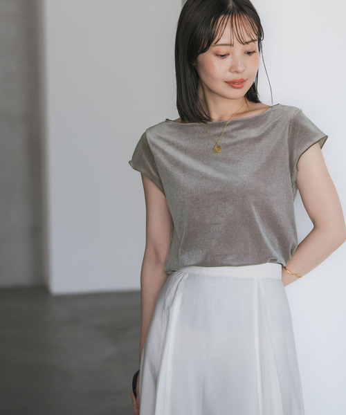 Noble(ノーブル)の「《追加》シアーベロアキャップスリーブTee(Tシャツ/カットソー・レディース・グレー/ホワイト系その他/ブラウン・FREE)」の2枚目の写真