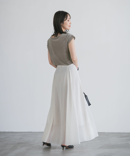 Noble(ノーブル)の「《追加》シアーベロアキャップスリーブTee(Tシャツ/カットソー・レディース・グレー/ホワイト系その他/ブラウン・FREE)」の7枚目の写真