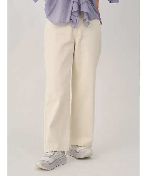 emmi(エミ)の「ルーズデニムパンツ(デニムパンツ・レディース・オフホワイト/ブルー/ブラウン・0/1)」の1枚目の写真