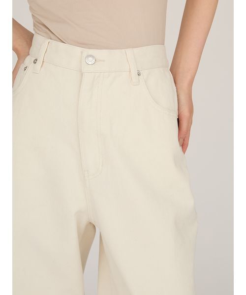 emmi(エミ)の「ルーズデニムパンツ(デニムパンツ・レディース・オフホワイト/ブルー/ブラウン・0/1)」の8枚目の写真