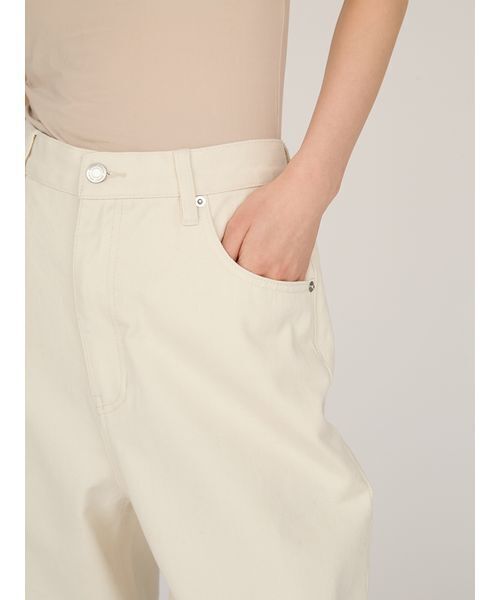 emmi(エミ)の「ルーズデニムパンツ(デニムパンツ・レディース・オフホワイト/ブルー/ブラウン・0/1)」の9枚目の写真