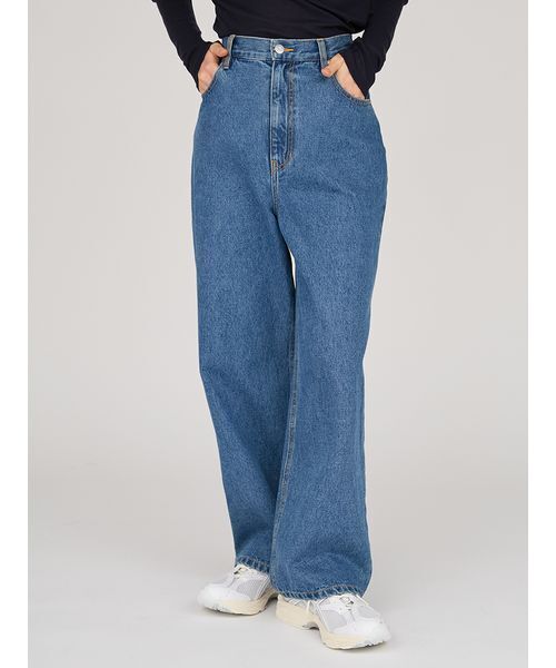 emmi(エミ)の「ルーズデニムパンツ(デニムパンツ・レディース・オフホワイト/ブルー/ブラウン・0/1)」の14枚目の写真