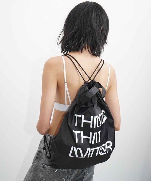 THINGS THAT MATTER(シングス ザット マター)の「TTM DRAWSTRING BAG / TTMドローストリングバッグ(エコバッグ/サブバッグ・レディース・ブラック・FREE)」の3枚目の写真