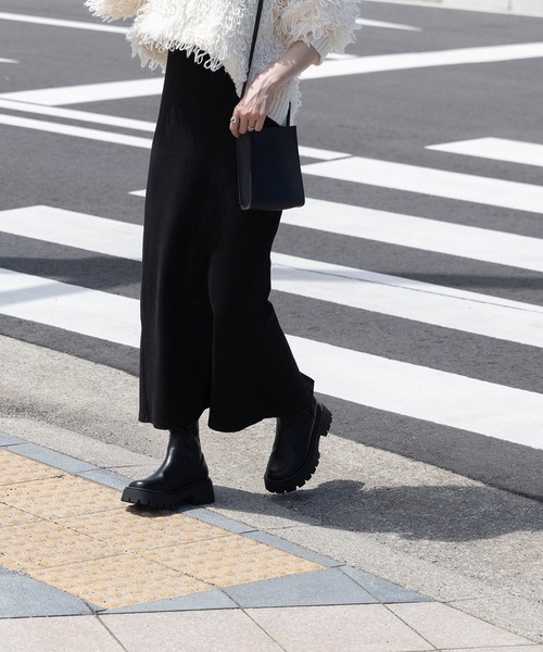 welleg（ウェレッグ）の「厚底 ストレッチ ショートブーツ（ブーツ・レディース・ブラック/ダークブラウン/アイボリー・M/L/LL/S）」の19枚目の写真