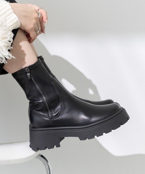 welleg（ウェレッグ）の「厚底 ストレッチ ショートブーツ（ブーツ・レディース・ブラック/ダークブラウン/アイボリー・M/L/LL/S）」の13枚目の写真