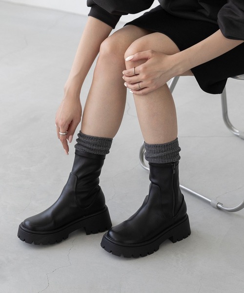 welleg（ウェレッグ）の「厚底 ストレッチ ショートブーツ（ブーツ・レディース・ブラック/ダークブラウン/アイボリー・M/L/LL/S）」の12枚目の写真