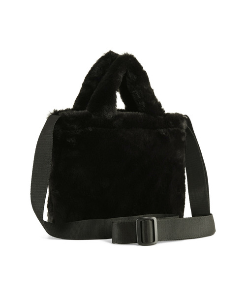 PUMA(プーマ)の「PUMA プーマ ウィメンズ UP FAUX ファー ミニ ショッパーバッグ 1.5L(ショルダーバッグ・レディース・グレー系その他/ブルー系その他/ブラック・フリー)」の14枚目の写真