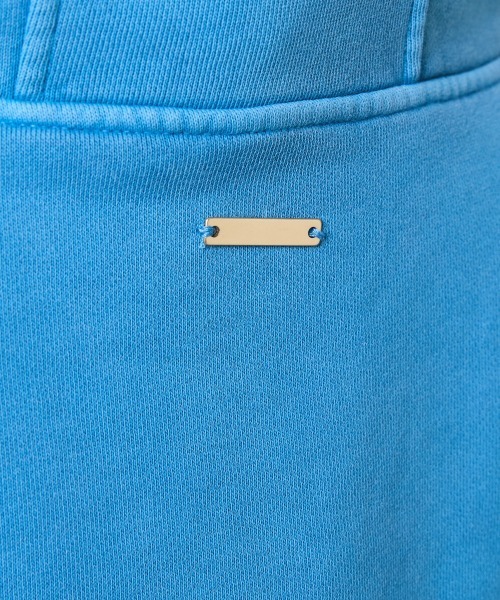 CHIC STYLE（シックスタイル）の「綿100％ピグメント染裏起毛フーディ＜大きいサイズ有＞シックスタイル（パーカー・レディース・ブルー/スミクロ・5L/4L/3L/LL/L/M）」の6枚目の写真