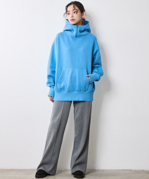 CHIC STYLE（シックスタイル）の「綿100％ピグメント染裏起毛フーディ＜大きいサイズ有＞シックスタイル（パーカー・レディース・ブルー/スミクロ・5L/4L/3L/LL/L/M）」の21枚目の写真