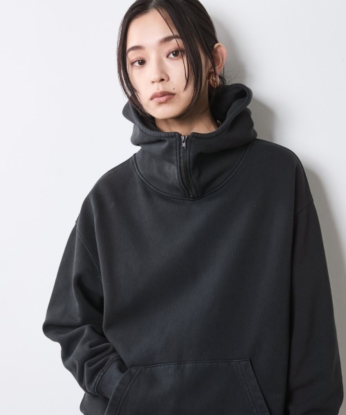 CHIC STYLE（シックスタイル）の「綿100％ピグメント染裏起毛フーディ＜大きいサイズ有＞シックスタイル（パーカー・レディース・ブルー/スミクロ・5L/4L/3L/LL/L/M）」の12枚目の写真