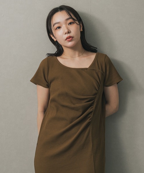 SENSE OF PLACE by URBAN RESEARCH（センスオブプレイスバイアーバンリサーチ）の「アシメネックリブワンピース（ワンピース・レディース・ベージュ/チャコールグレー/キャメル・S/ONE）」の14枚目の写真