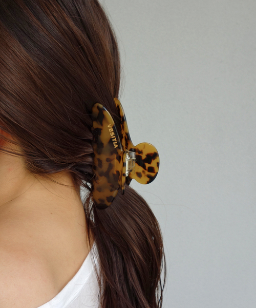 SLOBE IENA（スローブイエナ）の「VESITIA ヘアバレッタ CLAW CLIPS（バレッタ/ヘアクリップ・レディース・キャメル/ホワイト/ブラック/グリーン・FREE）」の4枚目の写真