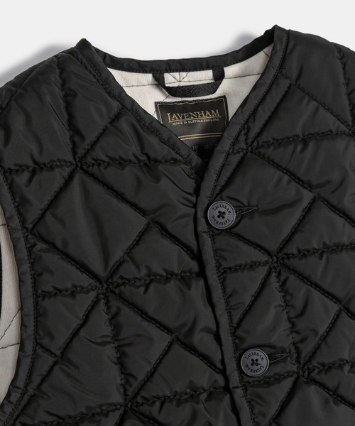 LAVENHAM(ラベンハム)の「Black Edition Washed Button Front Thornham Womens / ブラック エディション ウォッシュド ボタンフロント ソーンハム ウィメンズ(ベスト・レディース・オフホワイト/ダークブラック・10/8/6)」の20枚目の写真