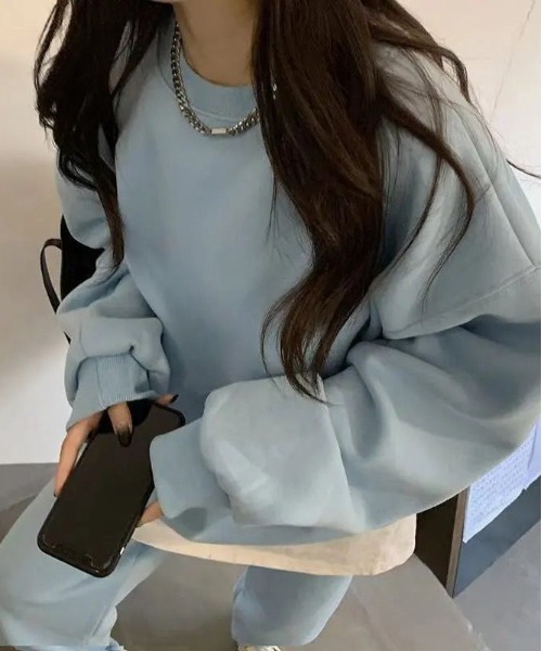SHEPP(シープ)の「上下セットスウェットプルオーバー(ルームウェア/パジャマ・レディース・グレー/イエロー/サックスブルー/ブラック・L/M)」の18枚目の写真