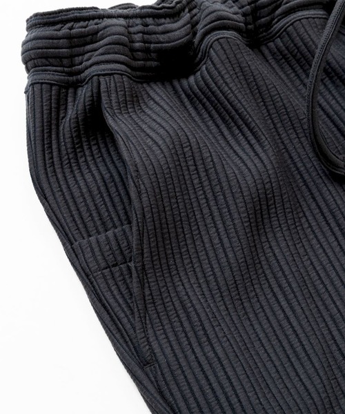 meanswhile(ミーンズワイル)の「Uneven Fabric Slim East PT(その他パンツ・メンズ・ネイビー・4(XL)/3(L)/2(M))」の4枚目の写真