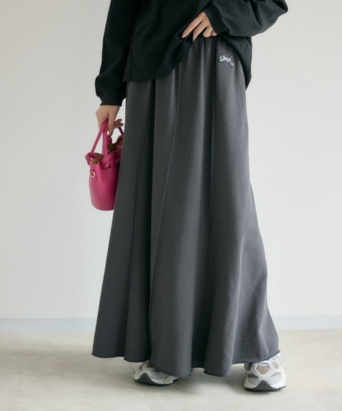 Paradise Picnic（パラダイスピクニック）の「TRANOI. TORAステッチフレアスカート（スカート・レディース・グレイッシュベージュ/ブラック/チャコールグレー・FREE）」の2枚目の写真