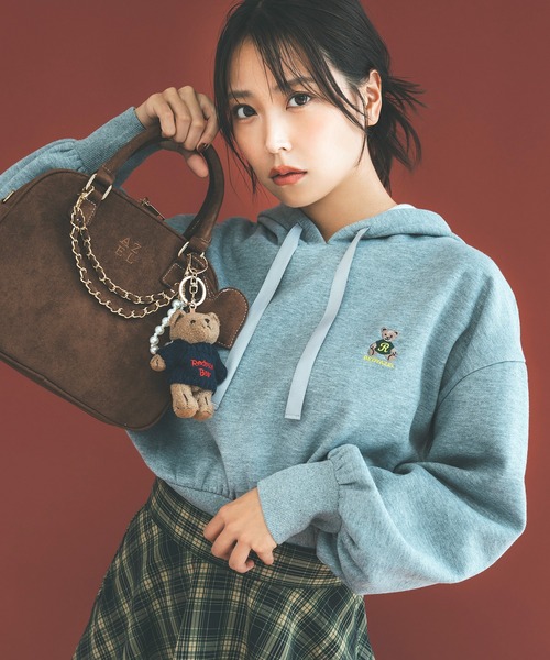 REDYAZEL（レディアゼル）の「Azelyコンパクトフーディ（パーカー・レディース・ネイビー/オフホワイト/ライトグレー・FREE）」の4枚目の写真