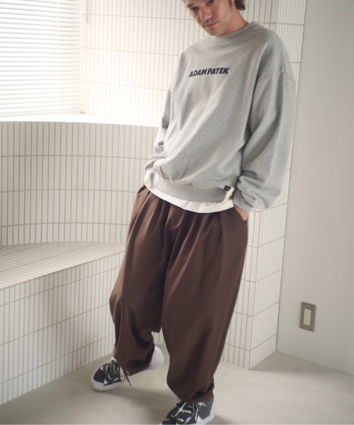 ADAM PATEK（アダムパテック）の「ADAMPATEK/logo crewneck/ベーシックロゴクルーネックスウェット（スウェット・メンズ・ブラック系その他/ブラック/杢グレー・2/1）」の18枚目の写真