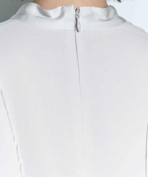 MURRAL（ミューラル）の「【MURRAL/ミューラル】Tears flower lace tops/ティアーズフラワーレーストップス（Tシャツ/カットソー・レディース・ブラック/ライトグレー・FREE）」の11枚目の写真