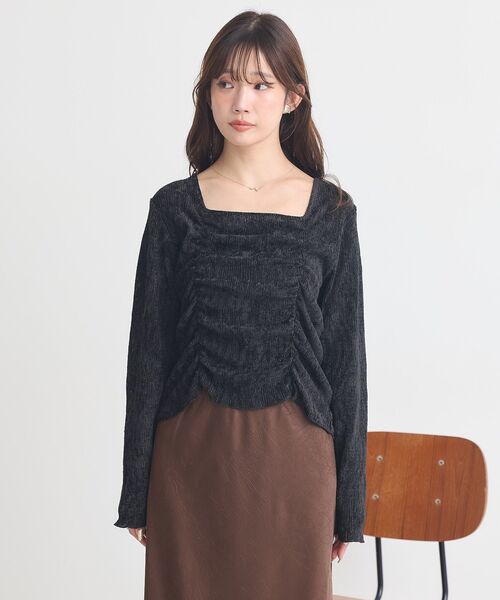 earth music&ecology(アースミュージックアンドエコロジー)の「プリーツベロア風ギャザープルオーバー(Tシャツ/カットソー・レディース・ブラック/ブラウン・F)」の14枚目の写真