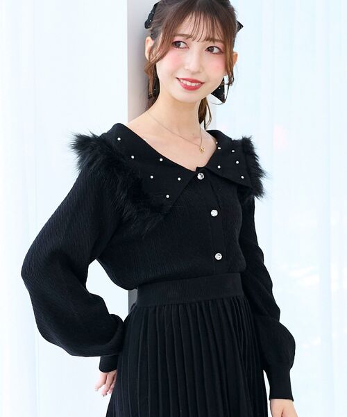 MAJESTIC LEGON（マジェスティックレゴン）の「フェイクファー付きキラキラ襟ニット（ニット/セーター・レディース・ピンク/ブラック/アイボリー・MEDIUM）」の12枚目の写真