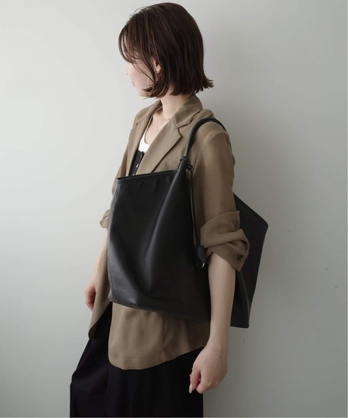 SLOBE IENA(スローブイエナ)の「《WEB限定/追加4》ANTONELLO MASI SLOBE別注 レザートートバッグ(トートバッグ・レディース・ブラック・FREE)」の9枚目の写真
