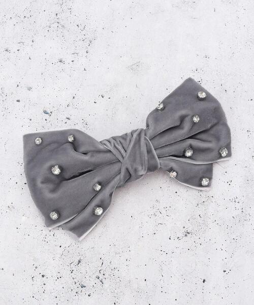 THE SHOP TK （ザ ショップ ティーケー ）の「【華やか＆上品】ビジューベロアリボンバレッタ（その他ヘアアクセサリー・レディース・グレー/ブラック・00）」の4枚目の写真