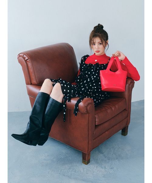 FURFUR（ファーファー）の「【WEB限定カラー】ロゴカシメバケットバッグ（ハンドバッグ・レディース・シルバー/ピンク/ライム/レッド/ブラウン/ライトブルー・F）」の18枚目の写真