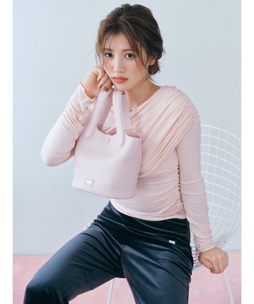 FURFUR（ファーファー）の「【WEB限定カラー】ロゴカシメバケットバッグ（ハンドバッグ・レディース・シルバー/ピンク/ライム/レッド/ブラウン/ライトブルー・F）」の19枚目の写真
