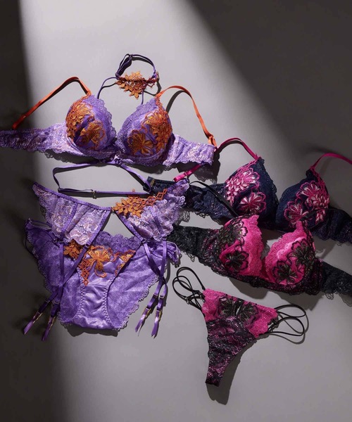 LINGERIEAM ロイヤル トリックリフト ブラ Tバック セット LINGERIEAM