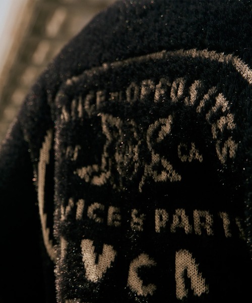 RVCA(ルーカ)の「RVCA レディース LOOSE FIT JQ KNIT セーター 【2025年秋冬モデル】/ルーカニット(ニット/セーター・レディース・ブラック/イエロー系その他/ホワイト系その他・SMALL/MEDIUM/LARGE)」の11枚目の写真