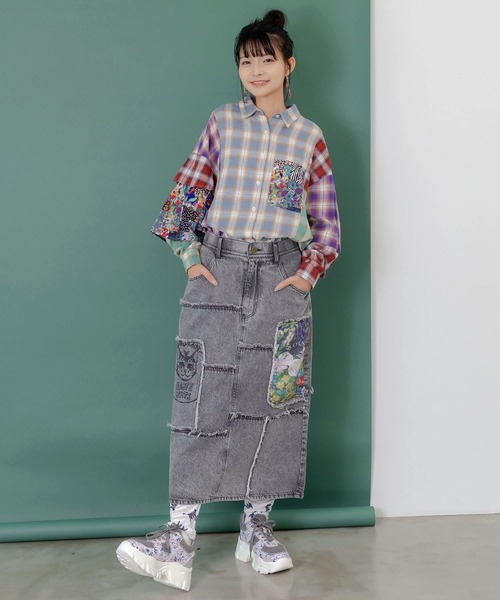 ScoLar（スカラー）の「153687：チェックと総柄のアシメパッチワークシャツ（シャツ/ブラウス・レディース・ブルー・M）」の11枚目の写真