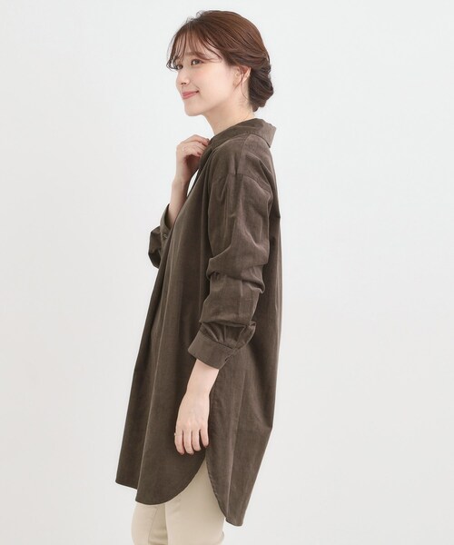 SHOO・LA・RUE(シューラルー)の「【洗濯機可/S-LL】すっきり見えにこだわった コーデュロイチュニックワンピース(チュニック・レディース・ライトブルー/ベビーピンク/グレー系その他/ダークブラウン・04/03/02/01)」の10枚目の写真
