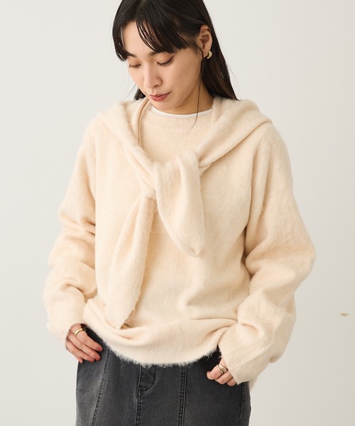 CRAFT STANDARD BOUTIQUE（クラフトスタンダードブティック）の「フードストール付きニットプルオーバー＜ハンドウォッシャブル＞◆（ニット/セーター・レディース・チャコールグレー/ベージュ/アイボリー・FREE）」の2枚目の写真