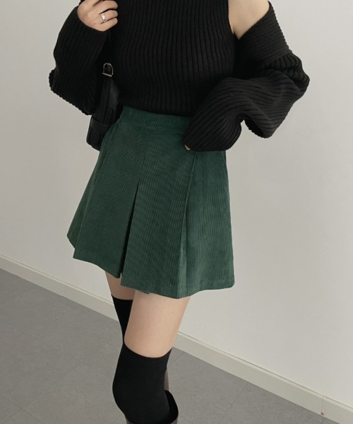 FAVORITO(ファヴォリート)の「コーデュロイショートパンツ(その他パンツ・レディース・グリーン/ブラック・F)」の16枚目の写真