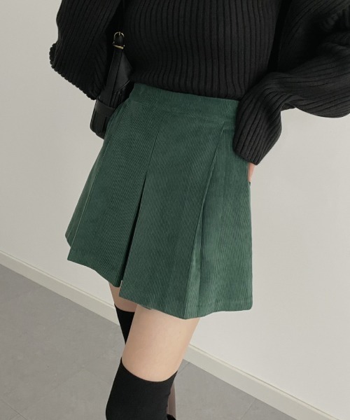 FAVORITO(ファヴォリート)の「コーデュロイショートパンツ(その他パンツ・レディース・グリーン/ブラック・F)」の13枚目の写真