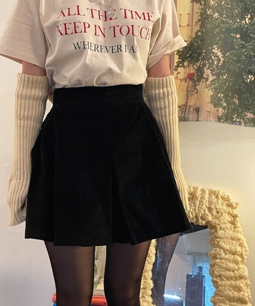 FAVORITO(ファヴォリート)の「コーデュロイショートパンツ(その他パンツ・レディース・グリーン/ブラック・F)」の3枚目の写真