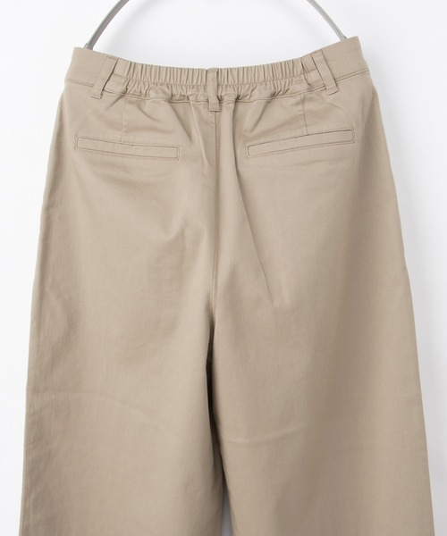 Honeys（ハニーズ）の「チノワイドストレート（股下６０ｃｍ）（チノパンツ・レディース・ブラック/ベージュ/ライトベージュ・M/L/SS/S）」の14枚目の写真