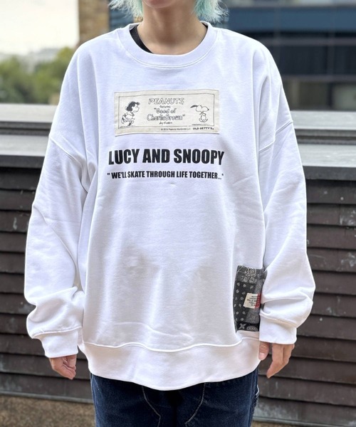 SNOOPY×OLD BETTY'S（スヌーピーカケルオールドベティーズ）の「スヌーピー【SNOOPY】Big Silhouette C/N Sweat（スウェット・レディース・ホワイト/ホワイト系その他2/C/D・M/L）」の3枚目の写真