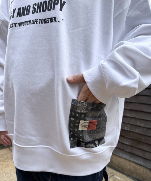SNOOPY×OLD BETTY'S（スヌーピーカケルオールドベティーズ）の「スヌーピー【SNOOPY】Big Silhouette C/N Sweat（スウェット・レディース・ホワイト/ホワイト系その他2/C/D・M/L）」の7枚目の写真