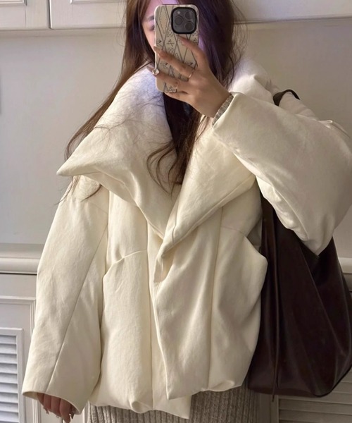 ADDITION STORE（アディションストア）の「ボリューム カラー パディングダウン ジャケット / Volume collar padded down jacket（ダウンジャケット/コート・レディース・オフホワイト/ベージュ・MEDIUM）」の16枚目の写真